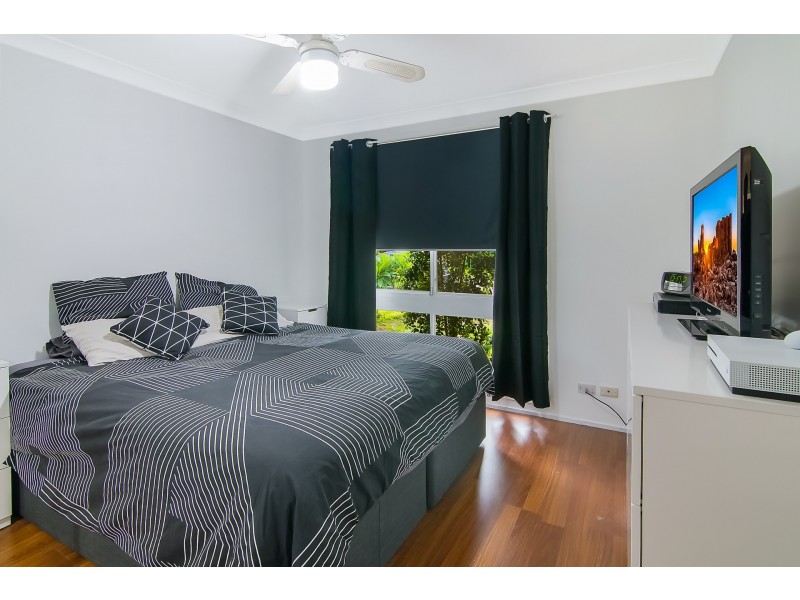 27 Augusta Place, St Clair NSW 2759