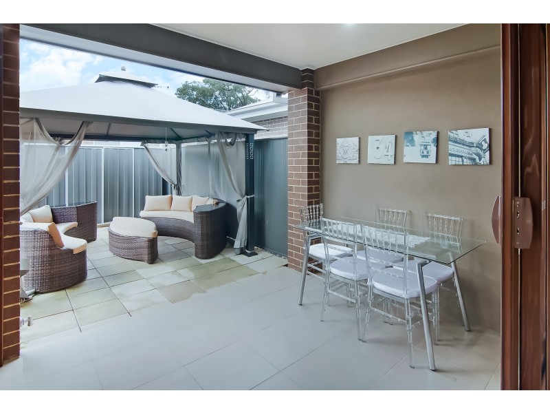 7 Fenner Place, Ropes Crossing NSW 2760