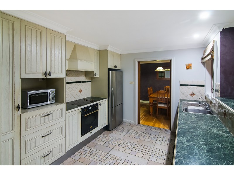 27 Honeyeater Place, Erskine Park NSW 2759