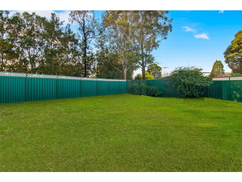 27 Honeyeater Place, Erskine Park NSW 2759