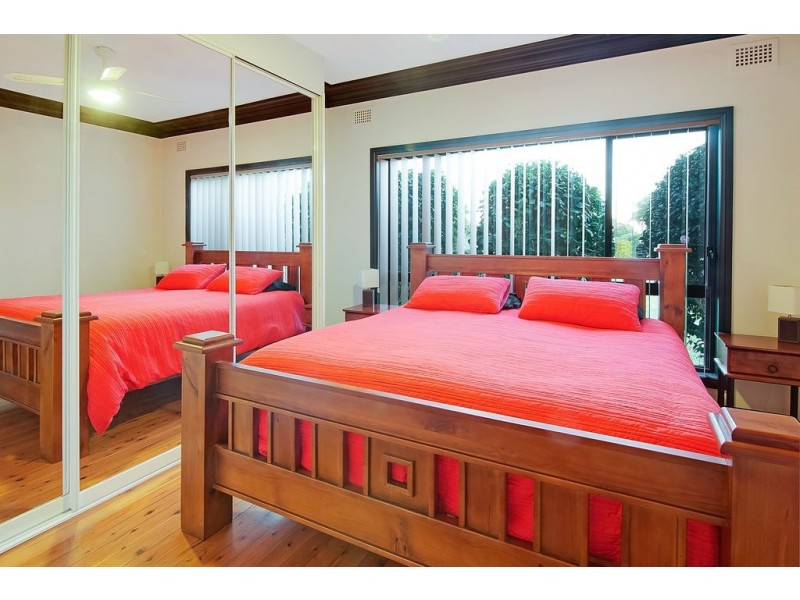 15 White Parade, St Marys NSW 2760