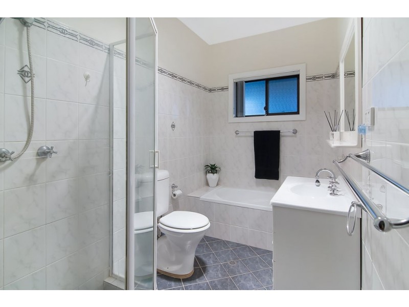 15 White Parade, St Marys NSW 2760