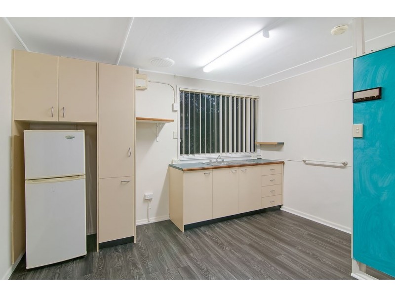 15 White Parade, St Marys NSW 2760