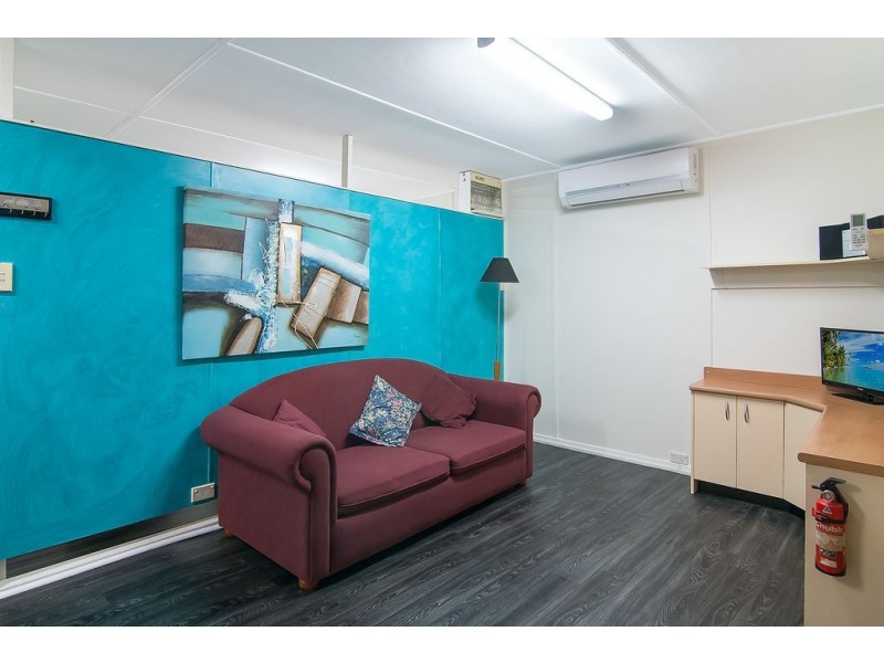 15 White Parade, St Marys NSW 2760