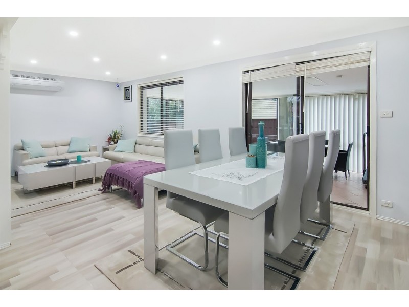 8 Burley Griffin Close, St Clair NSW 2759