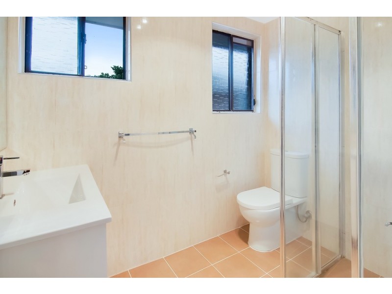 8 Burley Griffin Close, St Clair NSW 2759