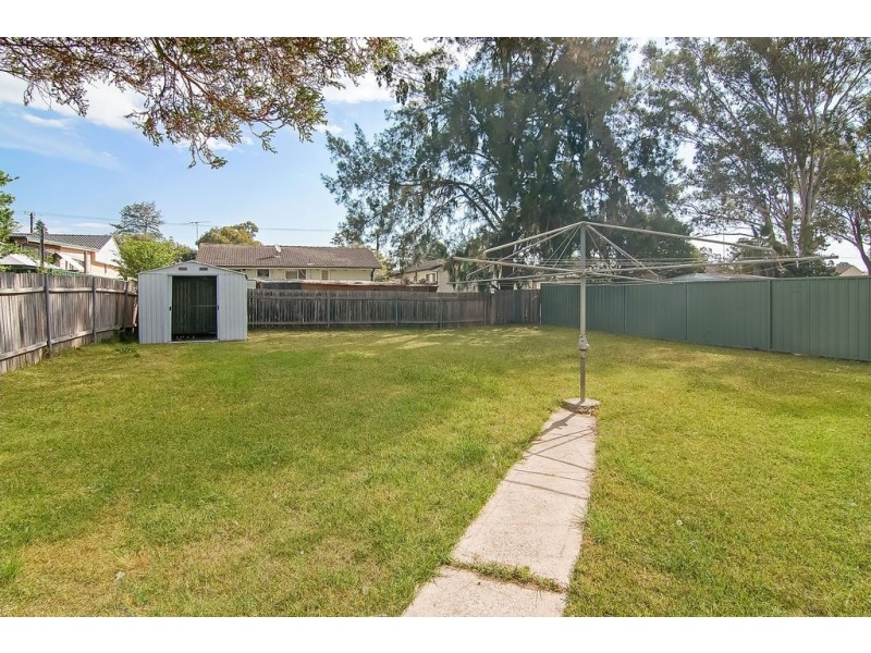 46 Mindanao Avenue, Lethbridge Park NSW 2770