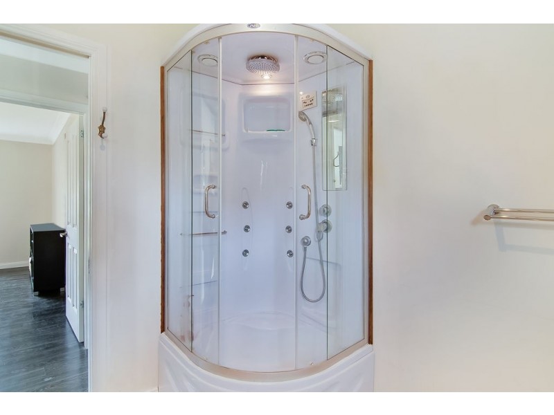 35 Mindanao Avenue, Lethbridge Park NSW 2770