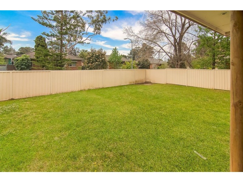 35 Mindanao Avenue, Lethbridge Park NSW 2770