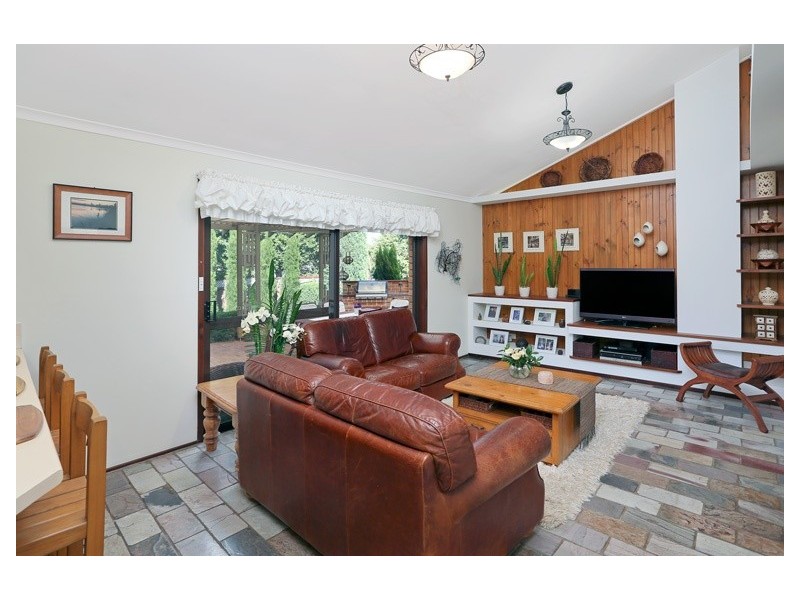 11 Swallow Drive, Erskine Park NSW 2759