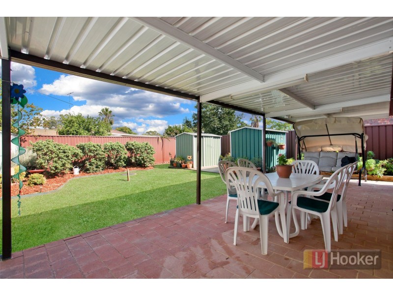 17 Ireland Street, St Clair NSW 2759