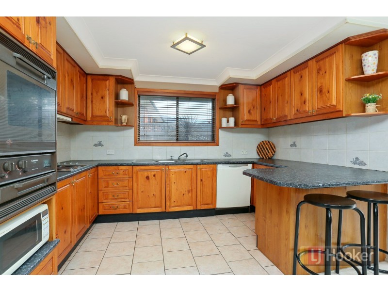 76 Blackwell Avenue, St Clair NSW 2759