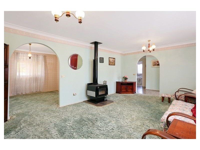 5 Cadell Glen, St Clair NSW 2759