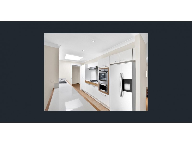 2 Merino Circuit, St Clair NSW 2759