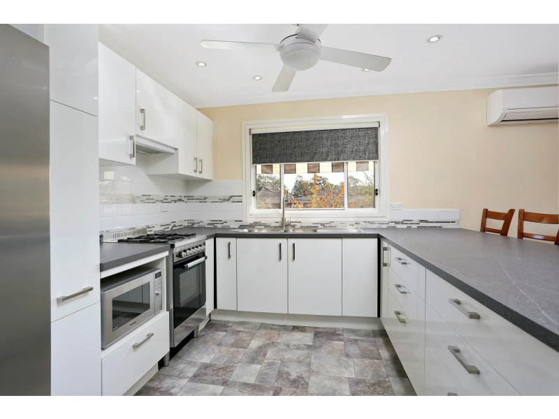 2 Ogilvie Place, Blackett NSW 2770