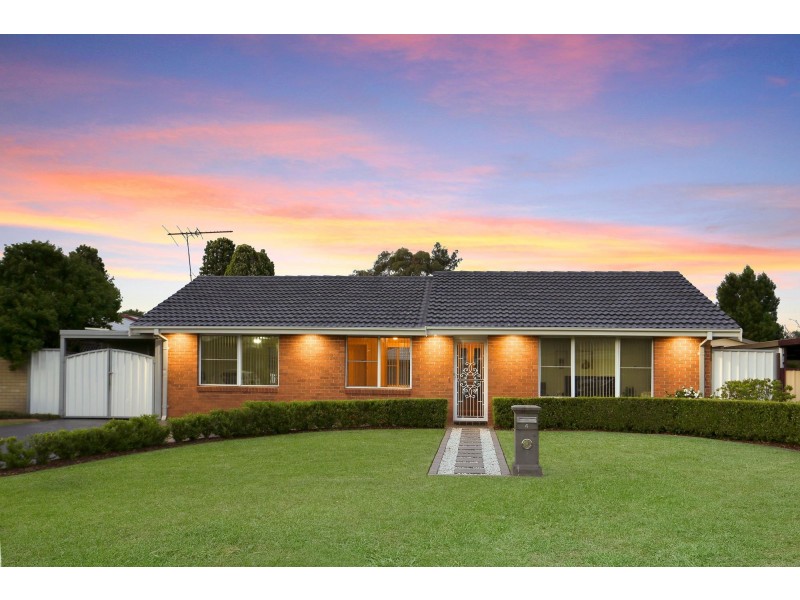 4 Chateau Crescent, St Clair NSW 2759