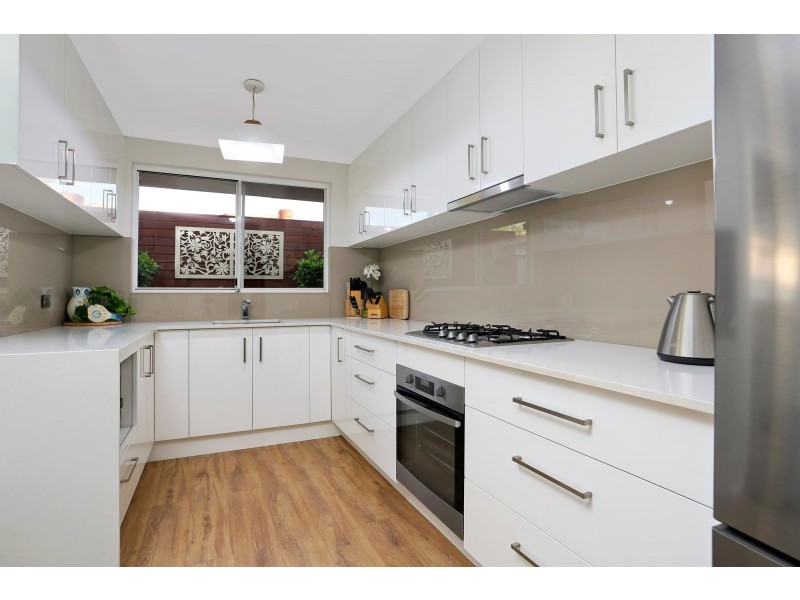 4 Chateau Crescent, St Clair NSW 2759