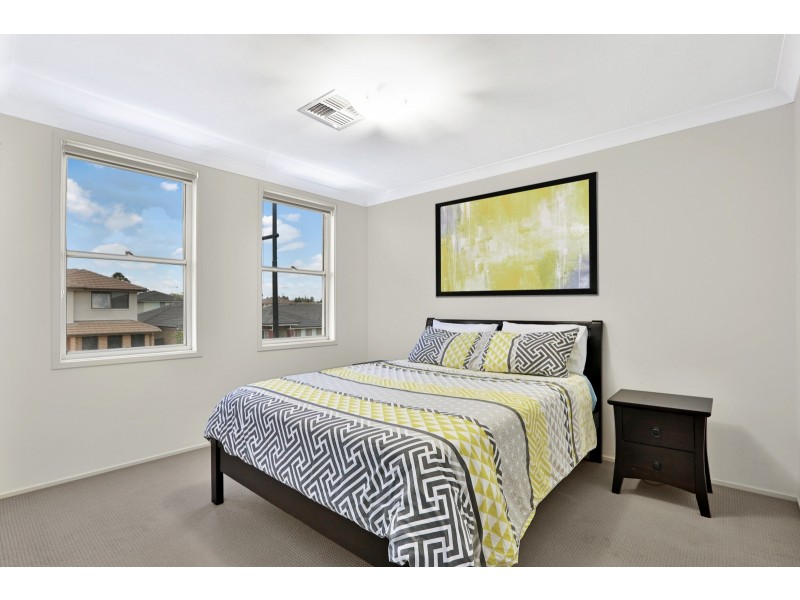 34 Wiseman Circuit, Ropes Crossing NSW 2760