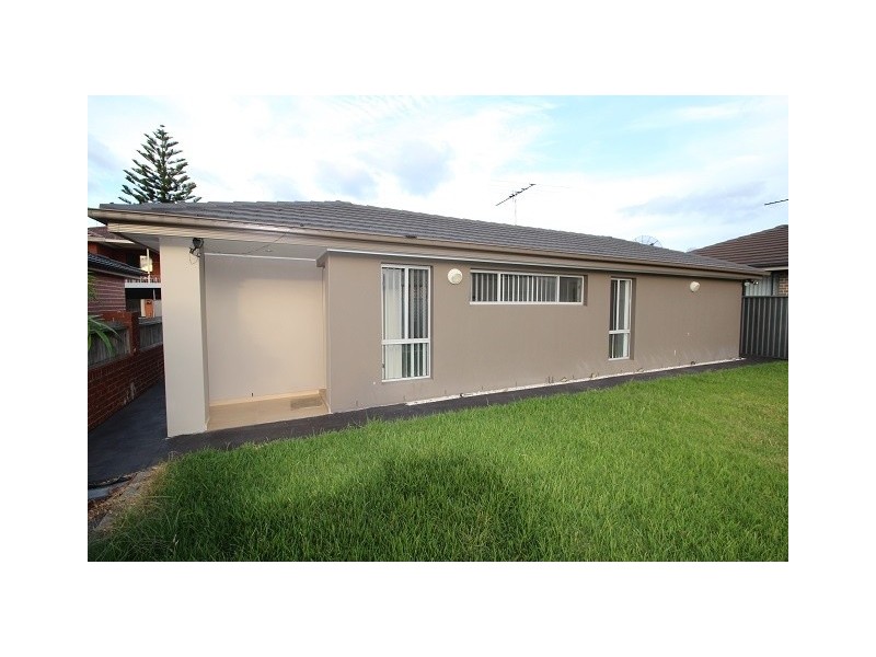 19A Broxbourne Street, Westmead NSW 2145