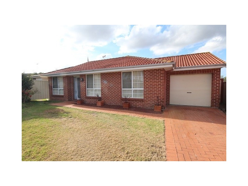 9 Shamrock Place, Glendenning NSW 2761