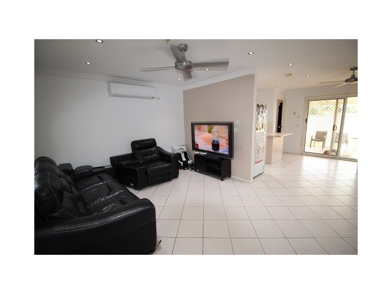 9 Shamrock Place, Glendenning NSW 2761