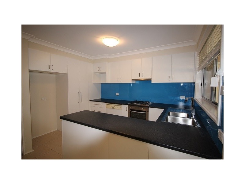 12 Haymet Street, Blaxland NSW 2774