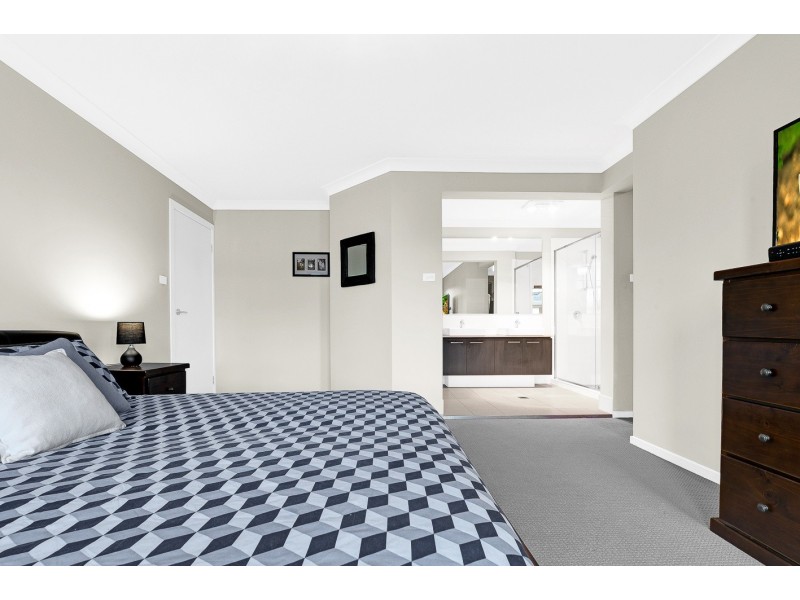 16 Huntington Street, Ropes Crossing NSW 2760