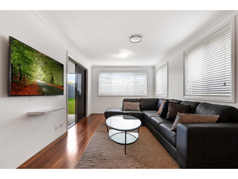 7 Ancher Place, Ropes Crossing NSW 2760