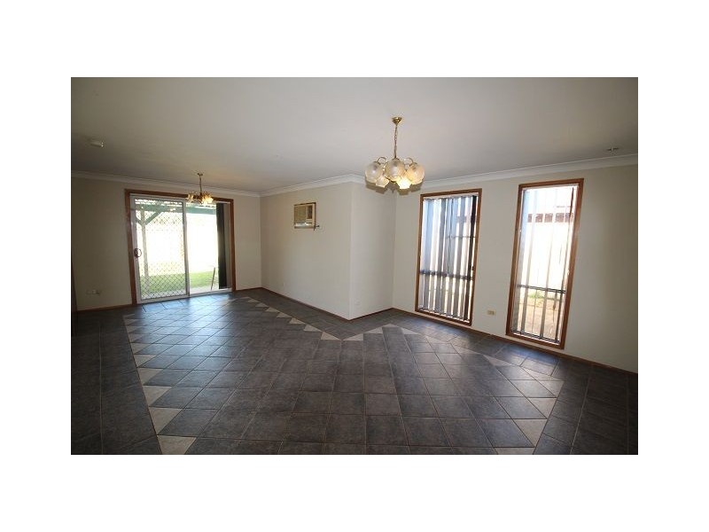 123 Colebee Crescent, Hassall Grove NSW 2761