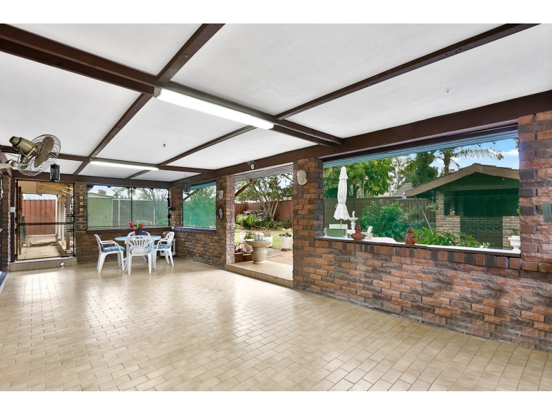 7 Chateau Crescent, St Clair NSW 2759