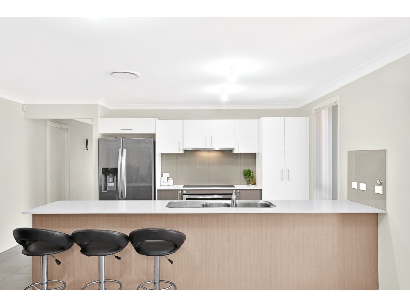 17 Valma Place, Colyton NSW 2760