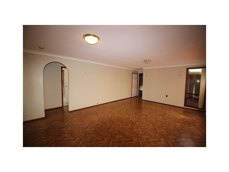 24 Shaula Crescent, Erskine Park NSW 2759