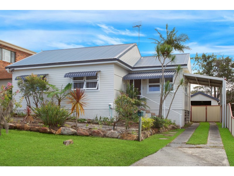 9 Joy Street, Gorokan NSW 2263