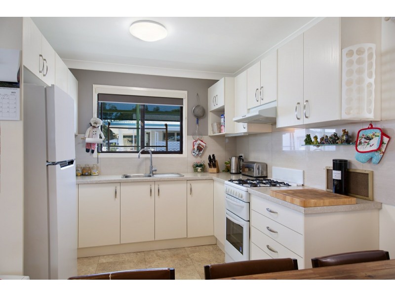 62/2 Mulloway Road, Chain Valley Bay NSW 2259