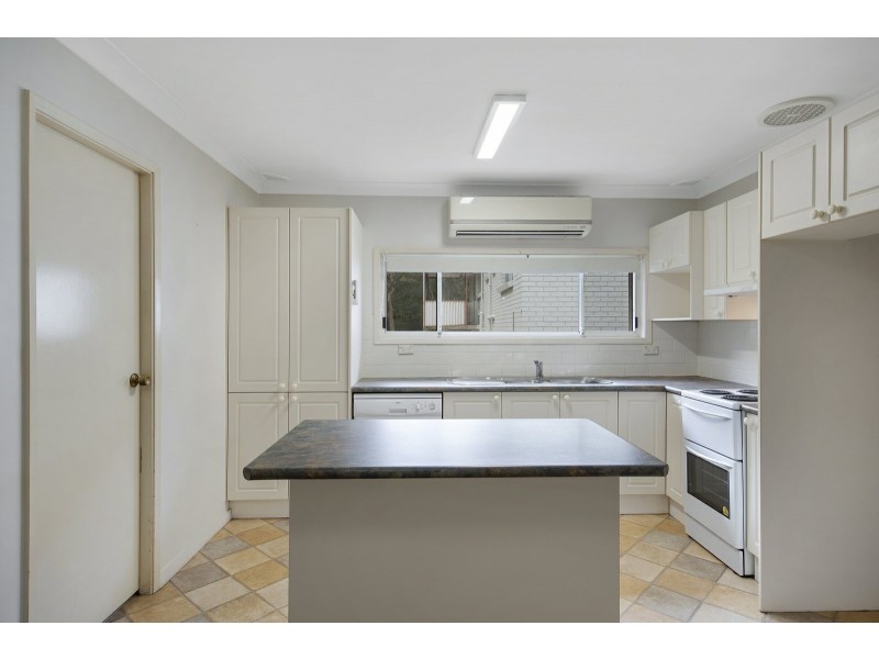 1/5 Kiora Close, Norah Head NSW 2263