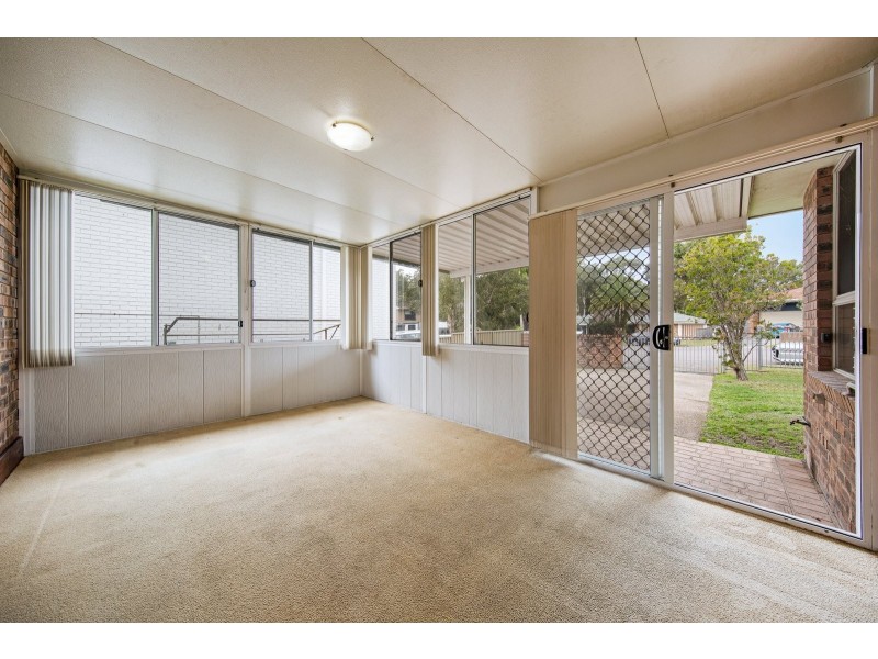 1/5 Kiora Close, Norah Head NSW 2263
