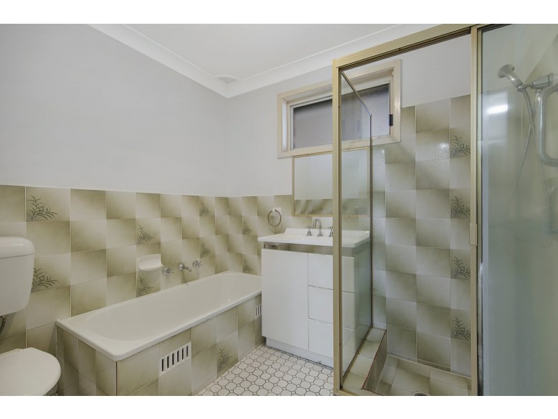 1/5 Kiora Close, Norah Head NSW 2263