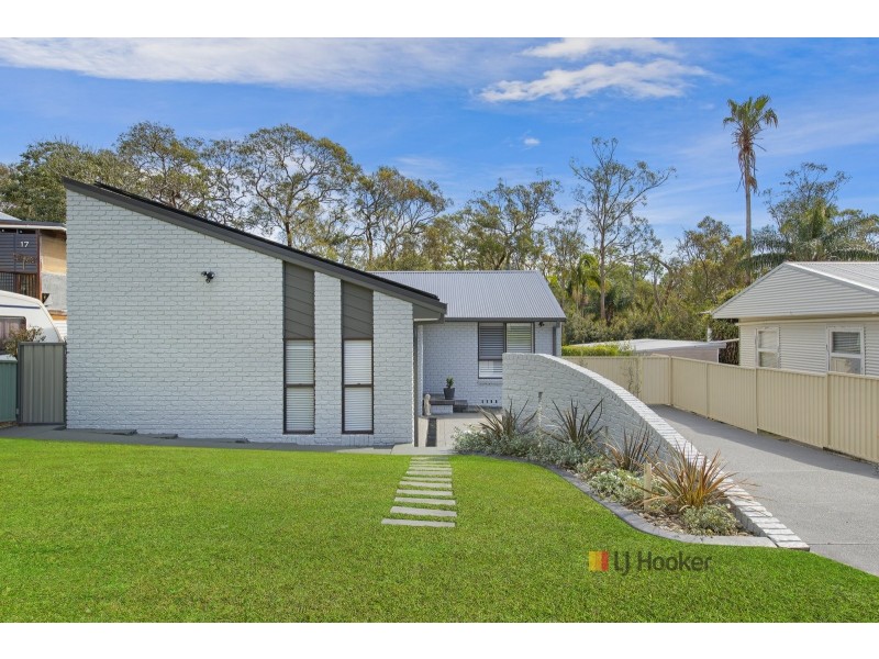 15 Billbabourie Road, Gwandalan NSW 2259