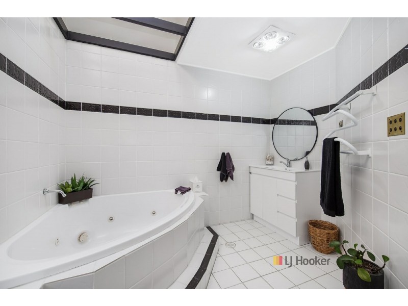 15 Billbabourie Road, Gwandalan NSW 2259