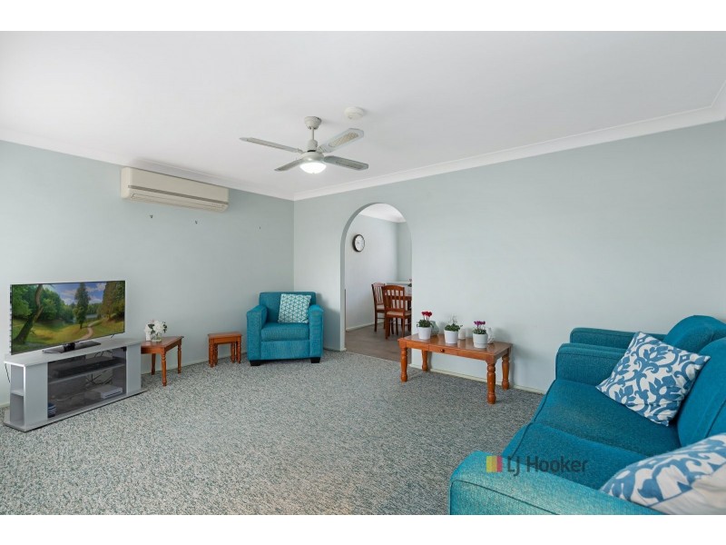 26 Suncrest Parade, Gorokan NSW 2263