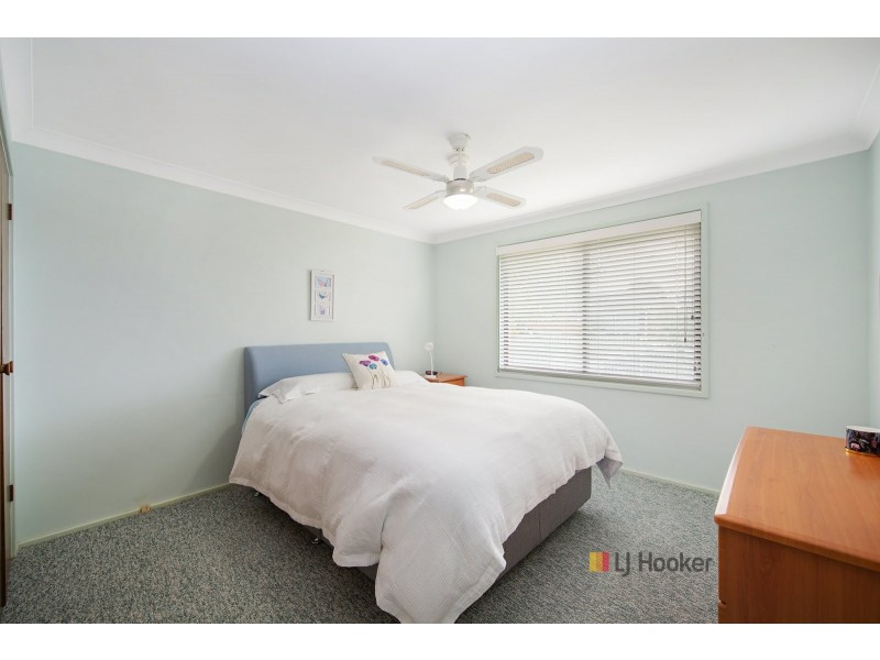 26 Suncrest Parade, Gorokan NSW 2263