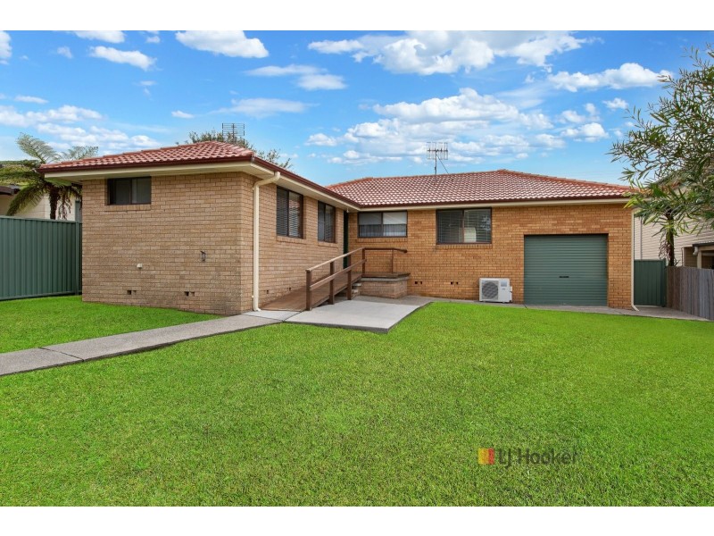 26 Suncrest Parade, Gorokan NSW 2263