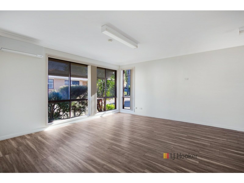 2/42-44 Natuna Avenue, Budgewoi NSW 2262