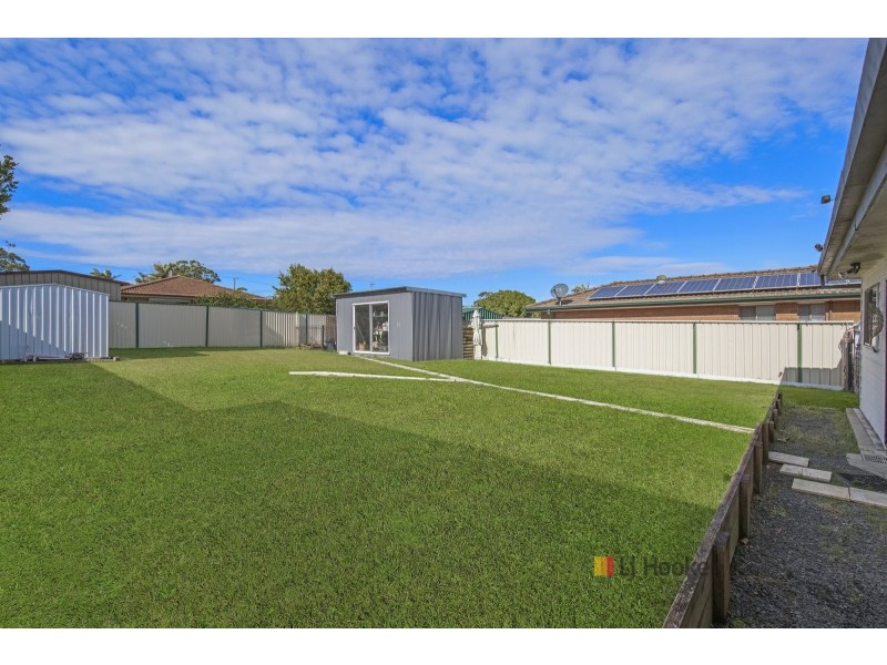 39 Iluka Avenue, San Remo NSW 2262