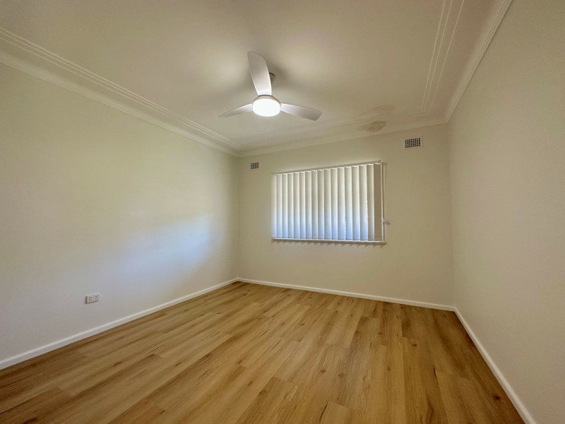 11 Woolana Avenue, Budgewoi NSW 2262