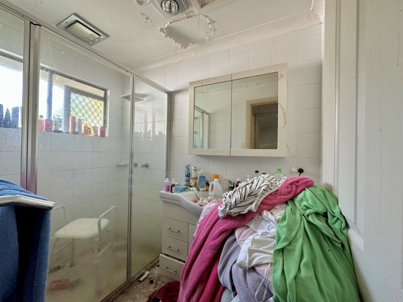 23 Warner Avenue, Tuggerawong NSW 2259