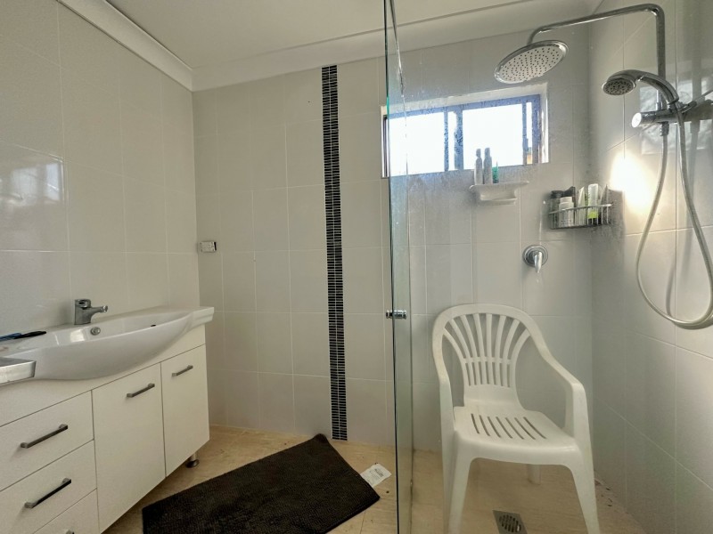 23 Warner Avenue, Tuggerawong NSW 2259