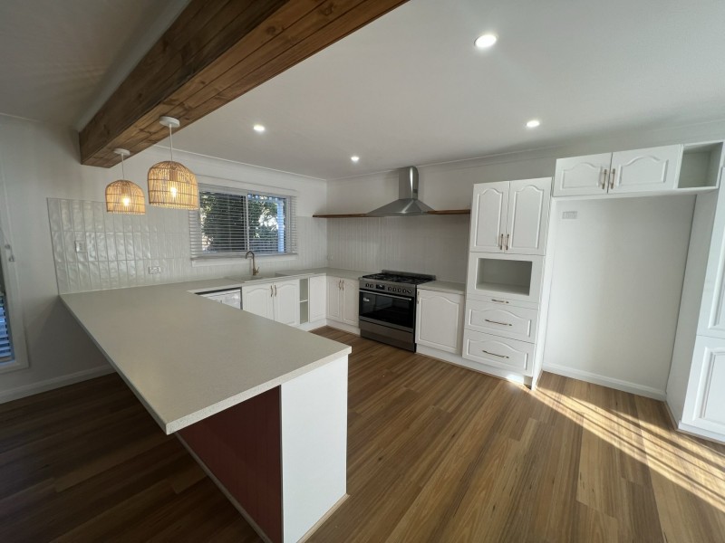 51 Ivy Avenue, Chain Valley Bay NSW 2259