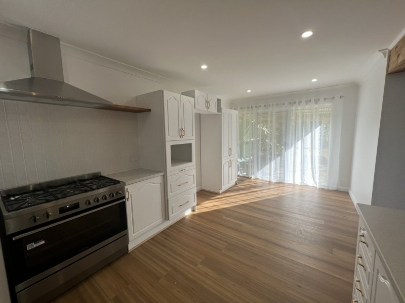 51 Ivy Avenue, Chain Valley Bay NSW 2259