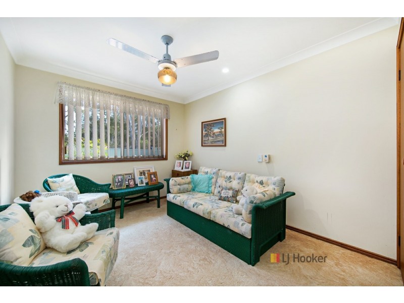 4 Karangal Crescent, Buff Point NSW 2262